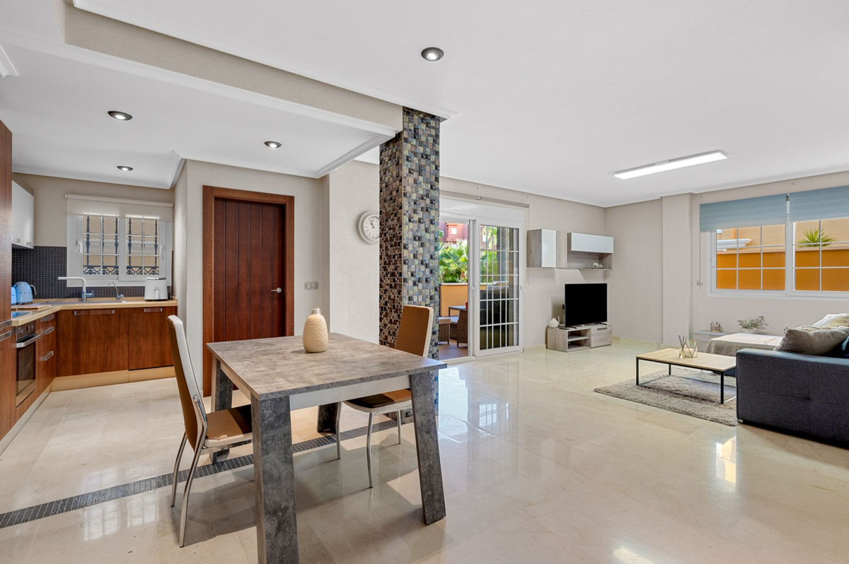 For sale - 2 Bedroom 2 Bathroom Apartment in Cabo Roig - Costa Blanca  - Alicante