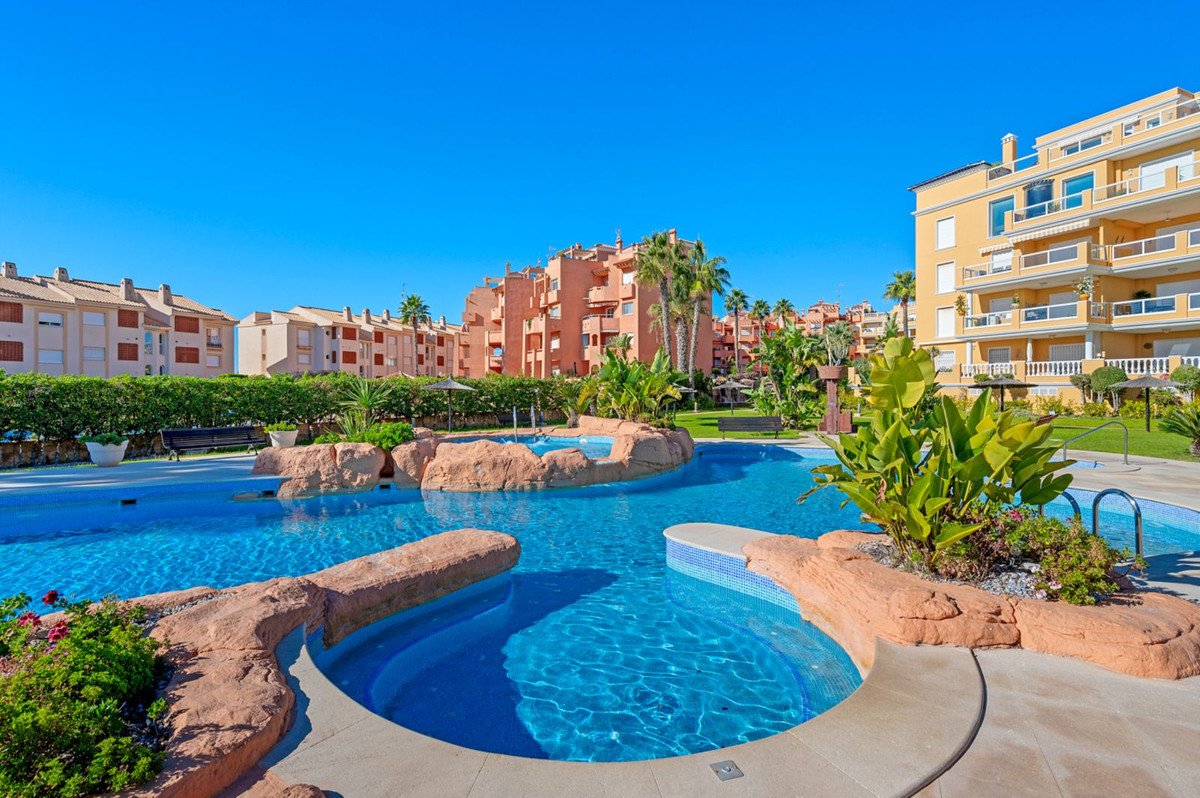 For sale - 2 Bedroom 2 Bathroom Apartment in Cabo Roig - Costa Blanca  - Alicante