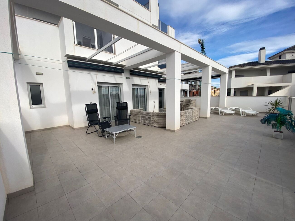 3 Bedroom 2 Bathroom Apartment in Dehesa de Campoamor