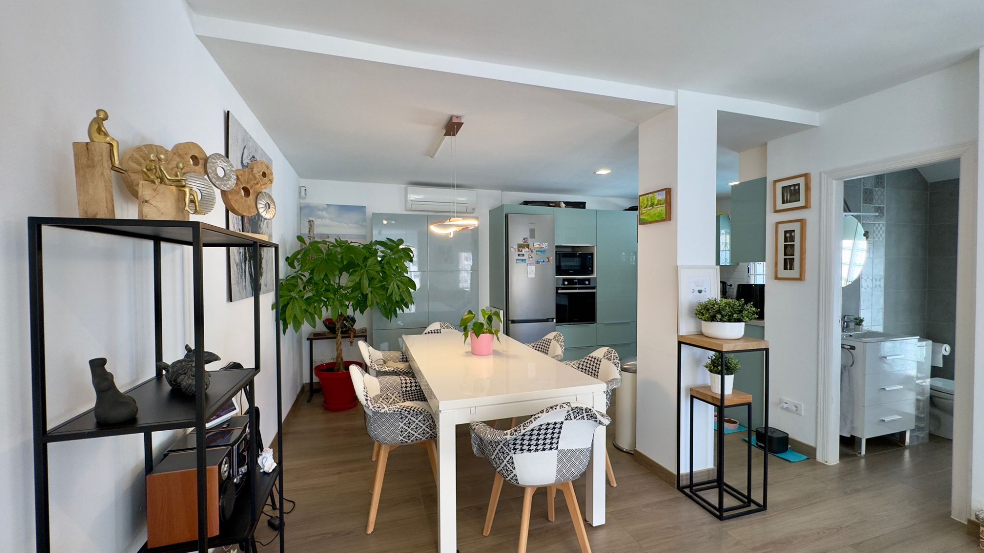 Sold - SOLD!-2 Bedroom 2 Bathroom Villa in Villamartin - Costa Blanca  - Alicante