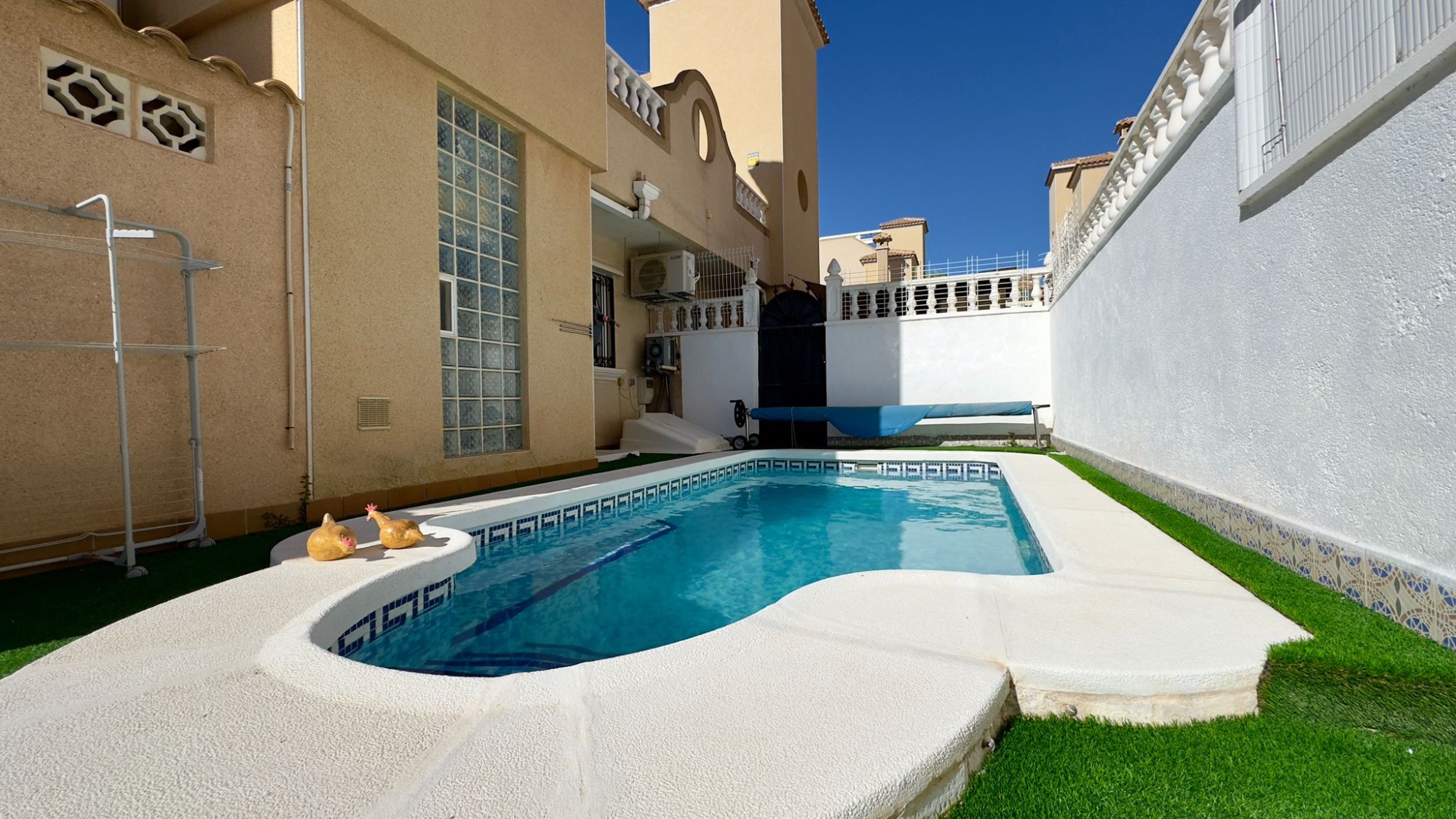 Sold - SOLD!-2 Bedroom 2 Bathroom Villa in Villamartin - Costa Blanca  - Alicante