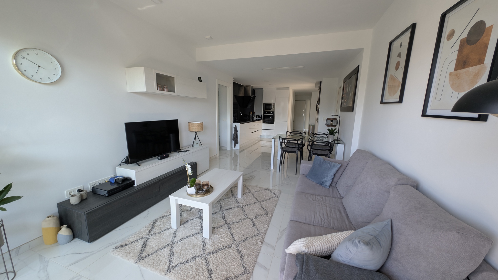 Sold - SOLD-2 Bedroom 2 Bathroom Top Floor Corner Apartment in Villamartin - Amanecer VI - Alicante