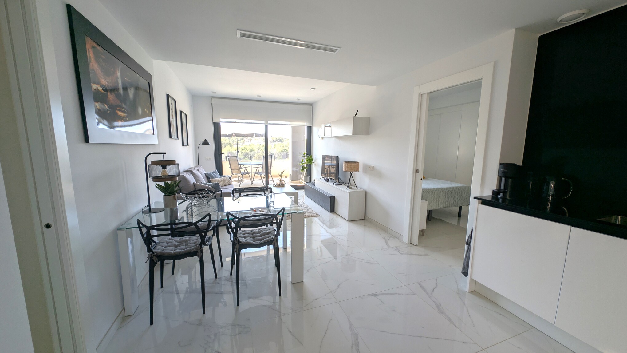 Sold - SOLD-2 Bedroom 2 Bathroom Top Floor Corner Apartment in Villamartin - Amanecer VI - Alicante