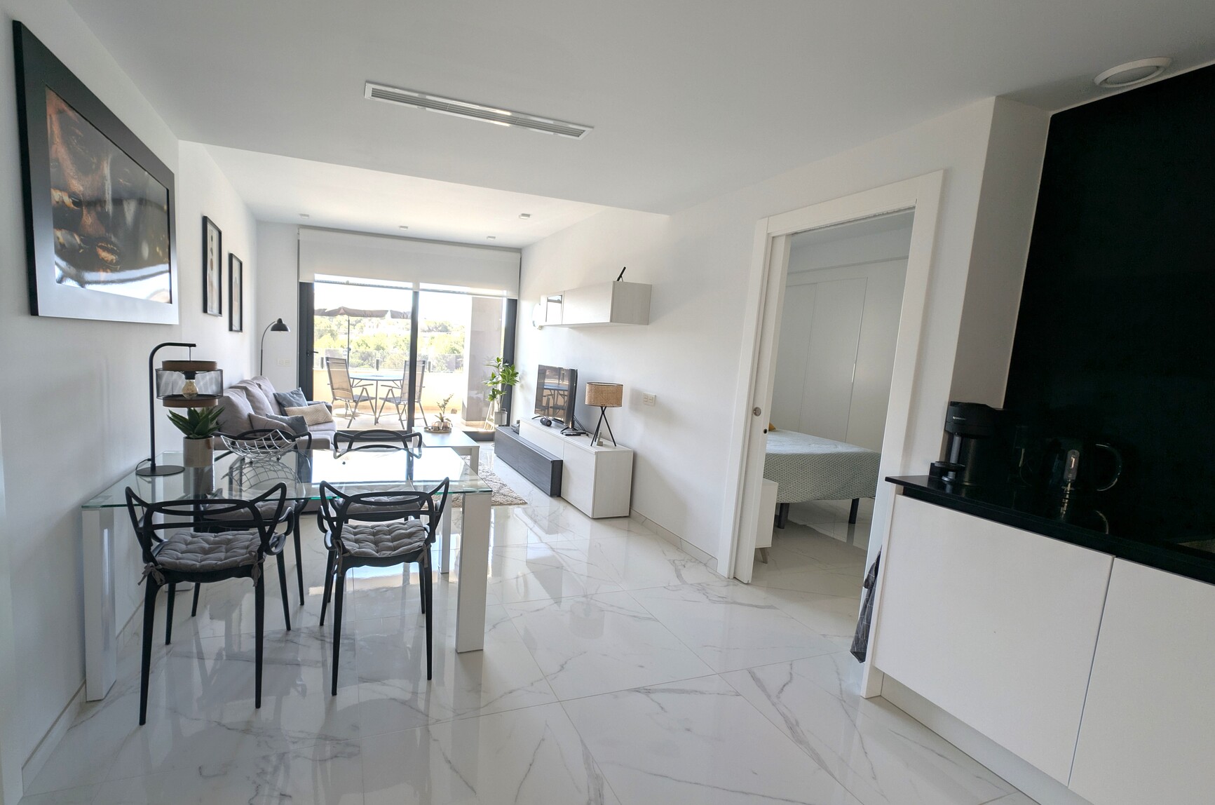 Sold - SOLD-2 Bedroom 2 Bathroom Top Floor Corner Apartment in Villamartin - Amanecer VI - Alicante