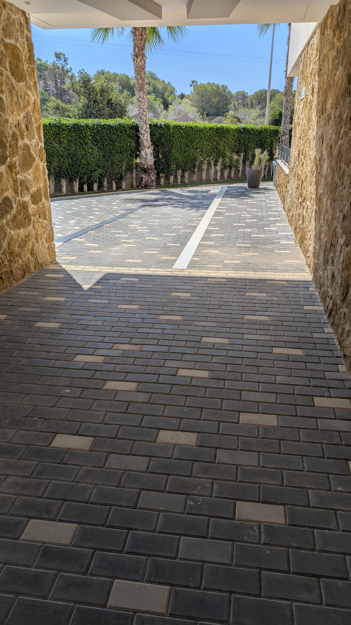 Sold - SOLD-2 Bedroom 2 Bathroom Top Floor Corner Apartment in Villamartin - Amanecer VI - Alicante