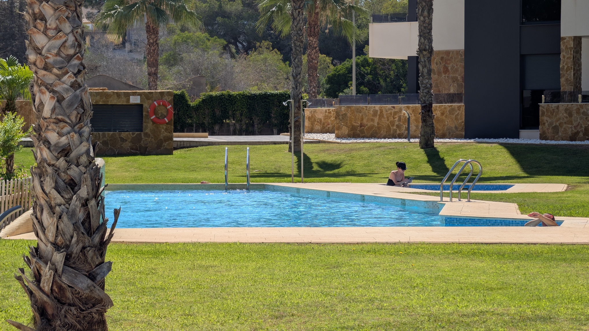 Sold - SOLD-2 Bedroom 2 Bathroom Top Floor Corner Apartment in Villamartin - Amanecer VI - Alicante