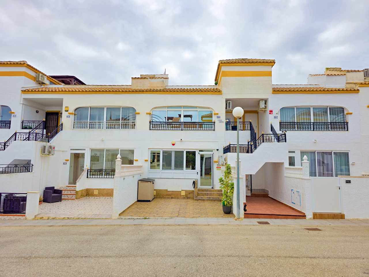 For sale - 2 Bedroom 1 Bathroom Apartment in Vistabella Golf - , Vistabella Golf, Alicante, Spain - Alicante