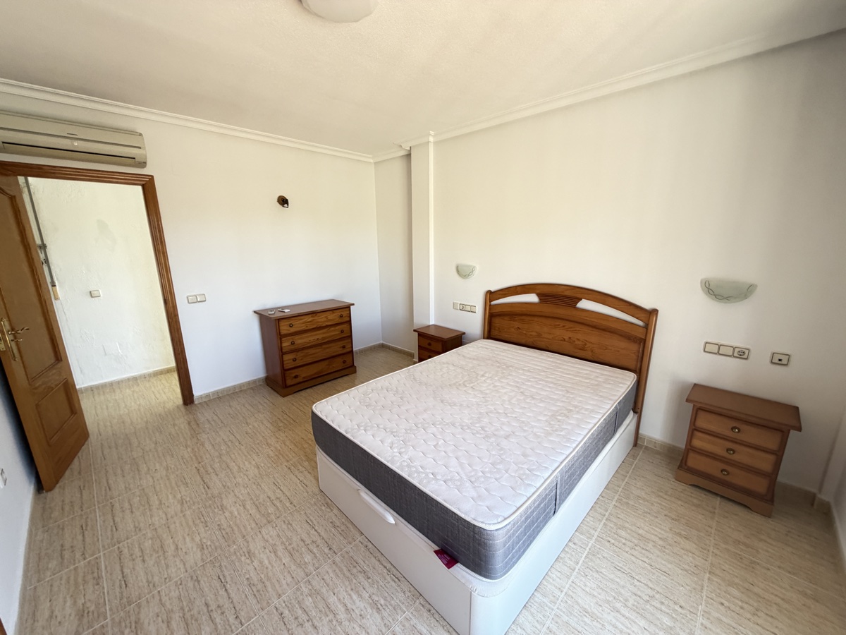 For sale - 3 Bedroom 2 Bathroom Villa in Villamartin - , Villamartin, Alicante, Spain - Alicante