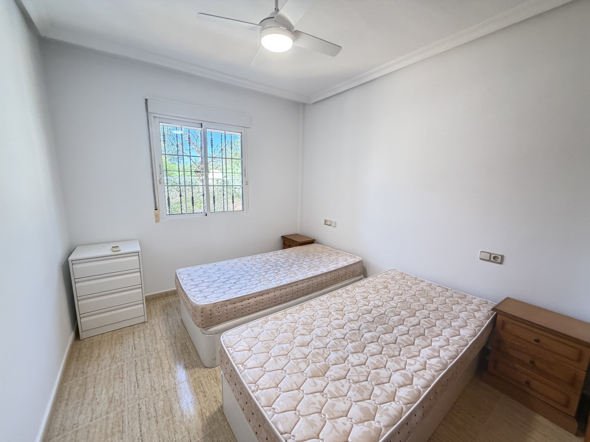 For sale - 3 Bedroom 2 Bathroom Villa in Villamartin - , Villamartin, Alicante, Spain - Alicante