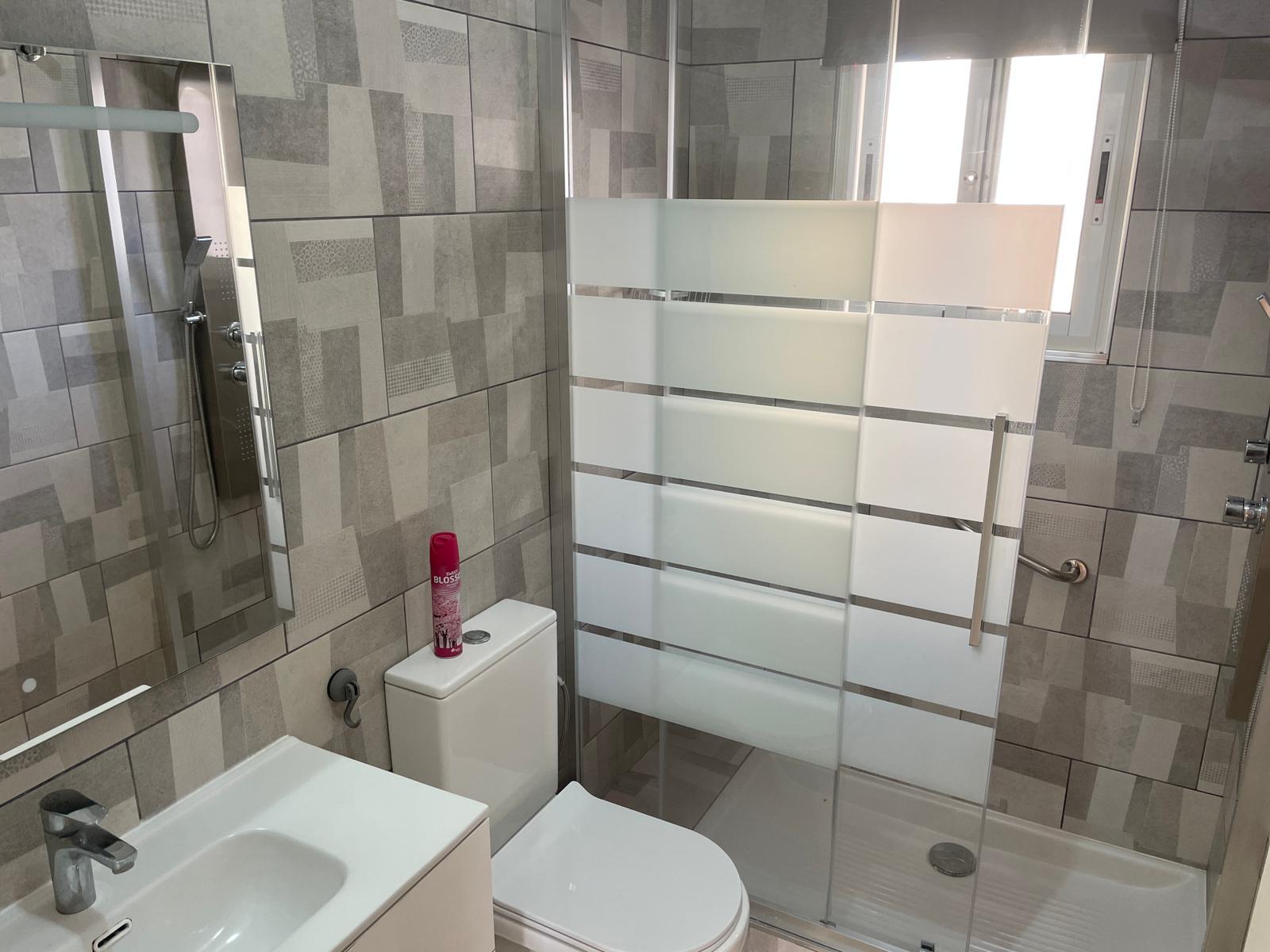 For sale - 2 Bedroom 2 Bathroom Townhouse in Villamartin - , Villamartin, Alicante, Spain - Alicante