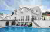 2-16105/74570, 6 Bedroom 2 Bathroom Villa in Villamartin