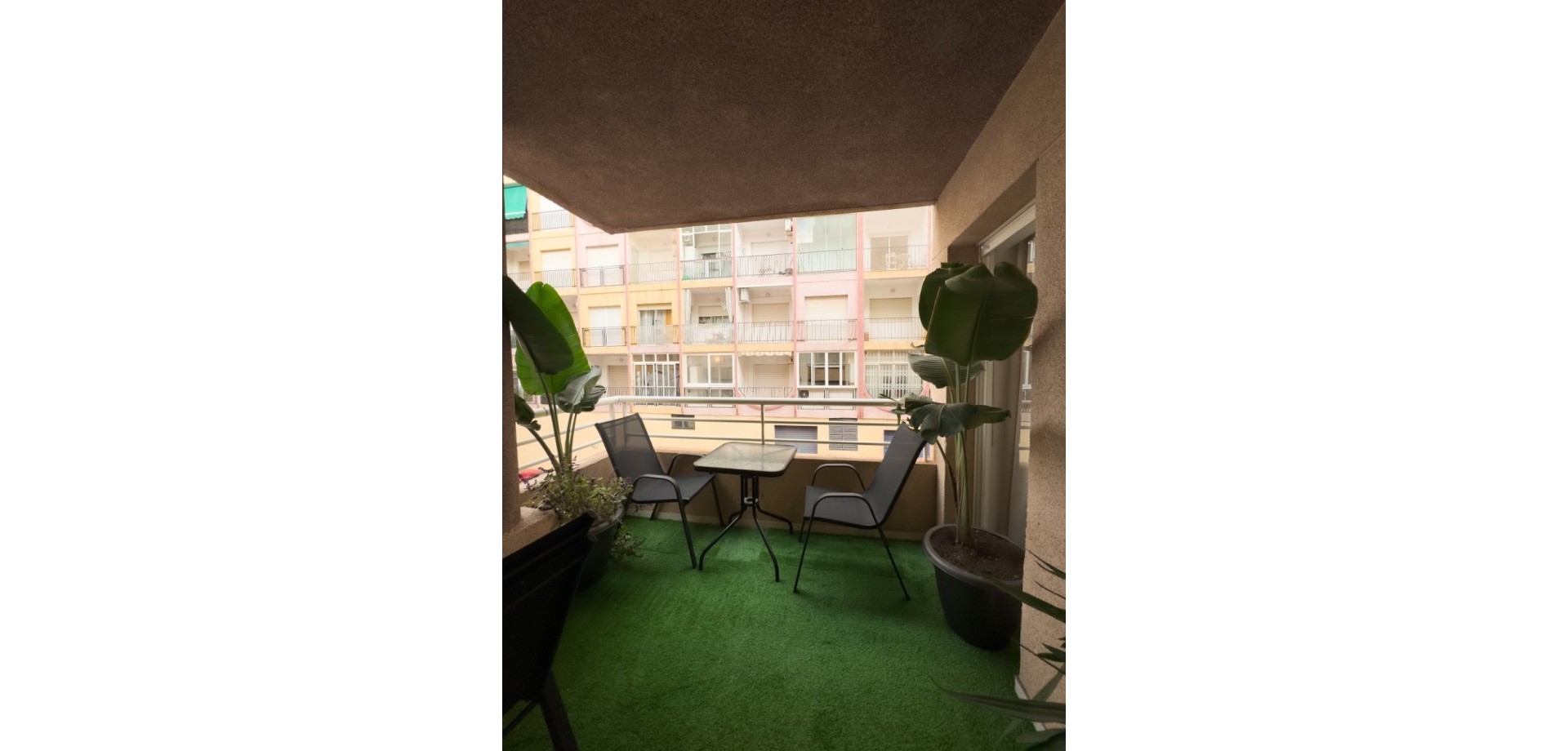 For sale - 2 Bedroom 1 Bathroom Apartment in Torrevieja - Torrevieja  - Costa Blanca (Alicante)