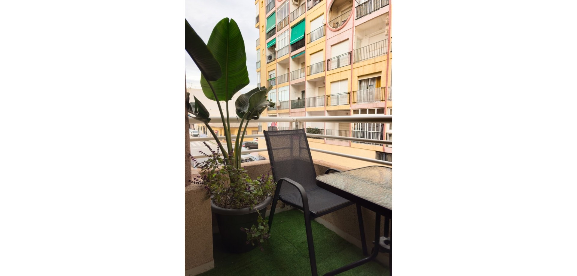 For sale - 2 Bedroom 1 Bathroom Apartment in Torrevieja - Torrevieja  - Costa Blanca (Alicante)