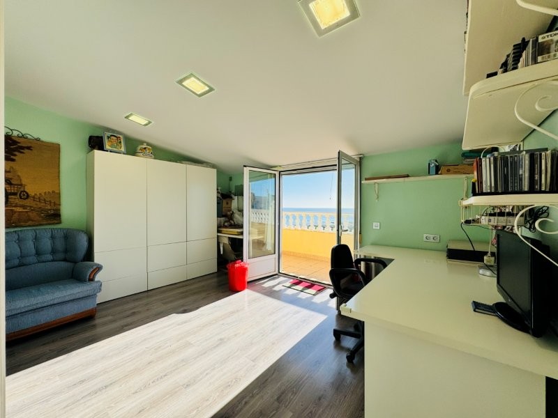 For sale - 3 Bedroom 2 Bathroom Penthouse in La Mata - Costa Blanca  - Alicante