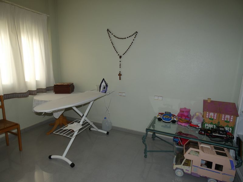 For sale - 4 Bedroom 4 Bathroom Villa in Almoradi - Inland  - Alicante