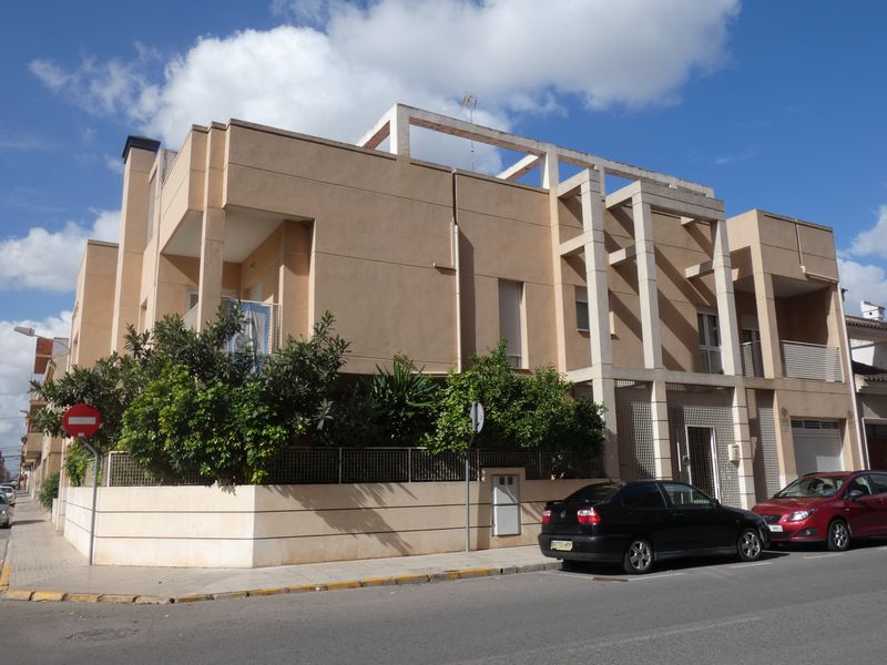 For sale - 4 Bedroom 4 Bathroom Villa in Almoradi - Inland  - Alicante