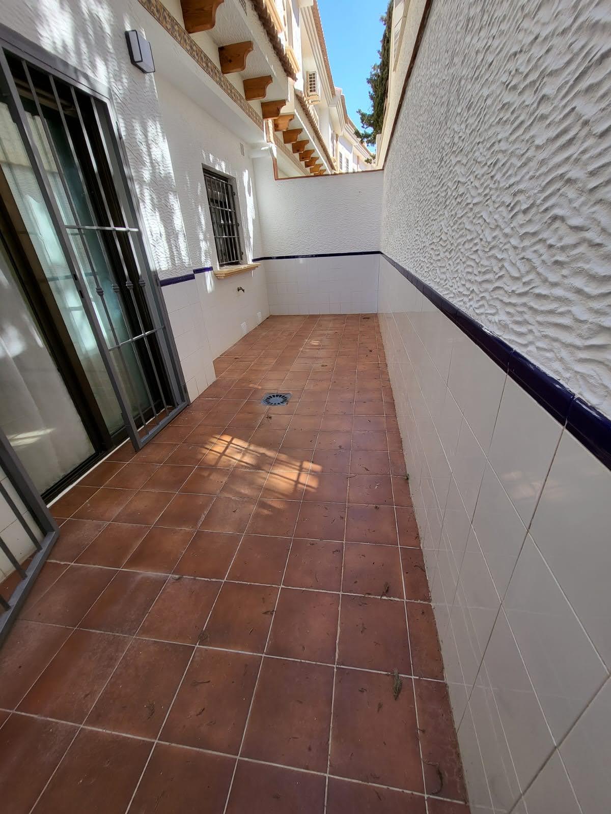 For sale - 3 Bedroom 3 Bathroom Town House in San Miguel de Salinas - Inland  - Alicante