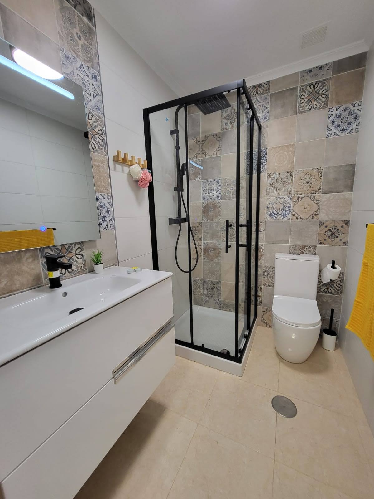 For sale - 3 Bedroom 3 Bathroom Town House in San Miguel de Salinas - Inland  - Alicante