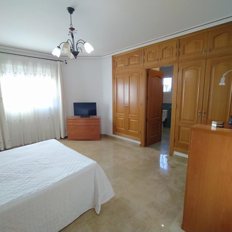 For sale - 4 Bedroom 2 Bathroom Villa in Orihuela - LOS DESEMPARADOS  - Alicante