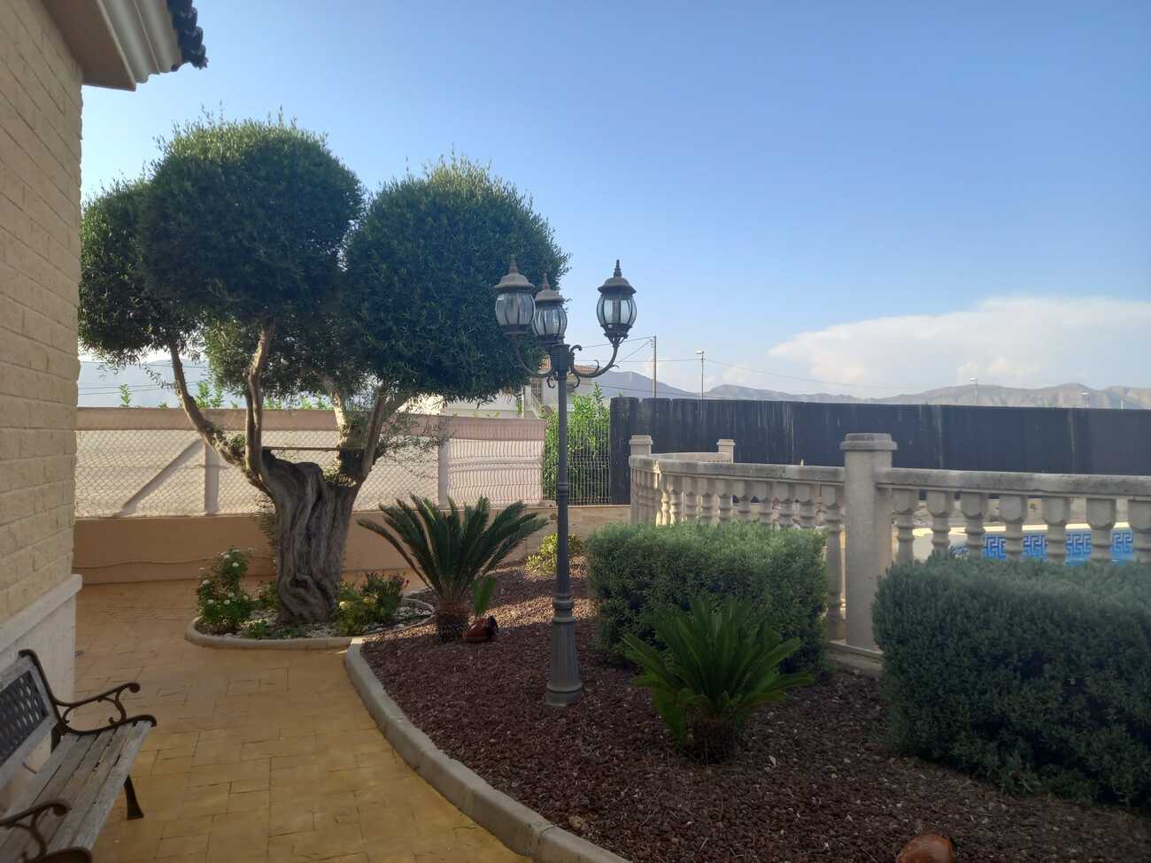 For sale - 4 Bedroom 2 Bathroom Villa in Orihuela - LOS DESEMPARADOS  - Alicante