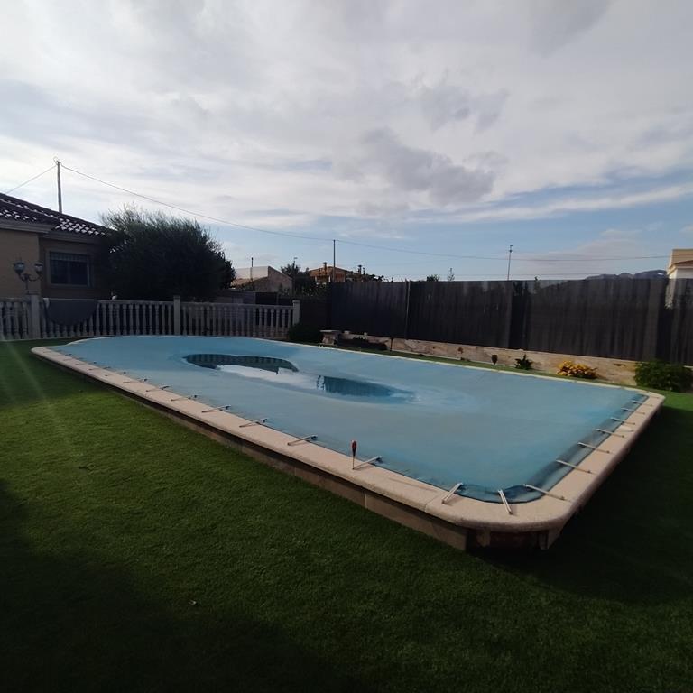 For sale - 4 Bedroom 2 Bathroom Villa in Orihuela - LOS DESEMPARADOS  - Alicante