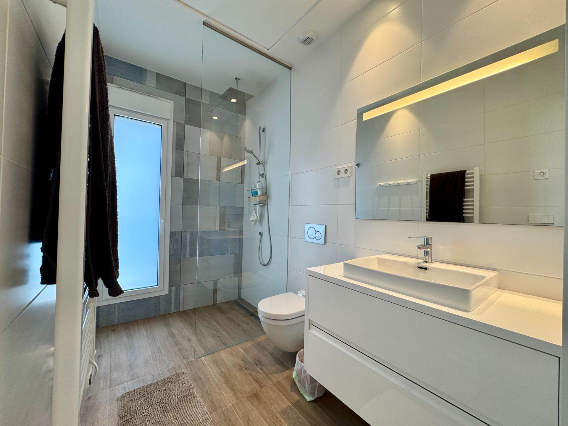 For sale - 3 Bedroom 2 Bathroom Apartment in Orihuela - Las Colinas Golf  - Alicante