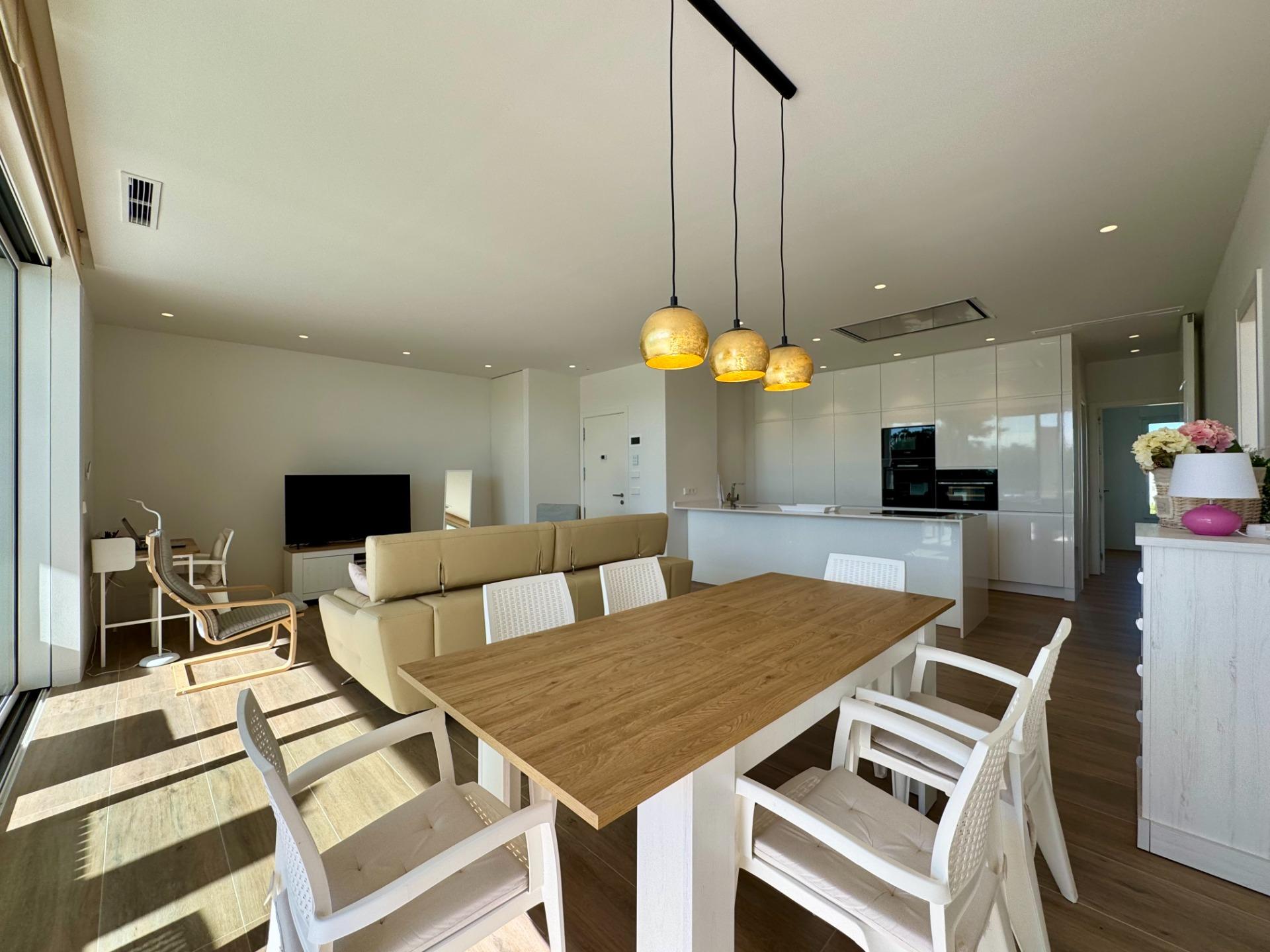 For sale - 3 Bedroom 2 Bathroom Apartment in Orihuela - Las Colinas Golf  - Alicante