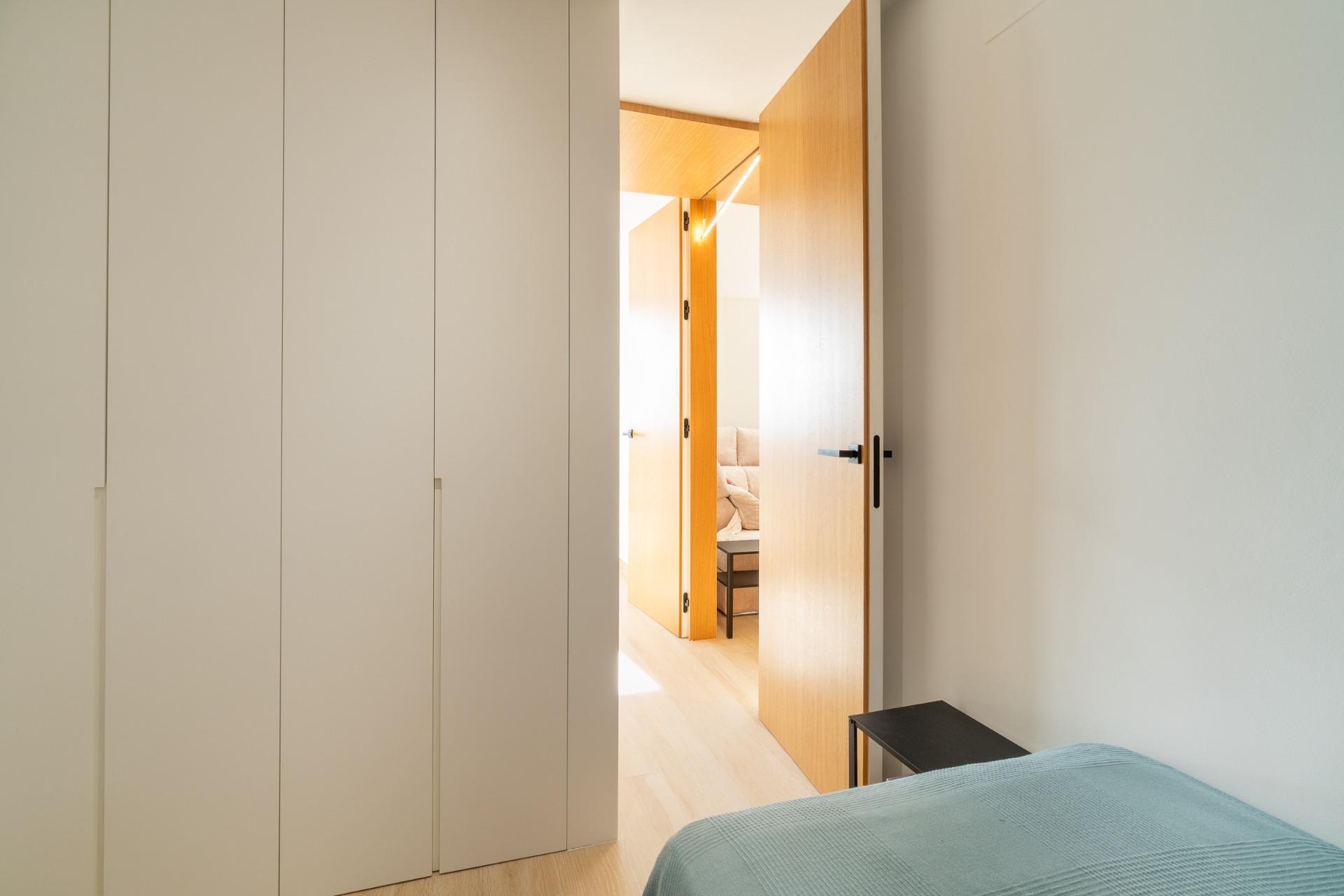 For sale - 3 Bedroom 1 Bathroom Flat in Guardamar del Segura - Puerto Deportivo  - Alicante