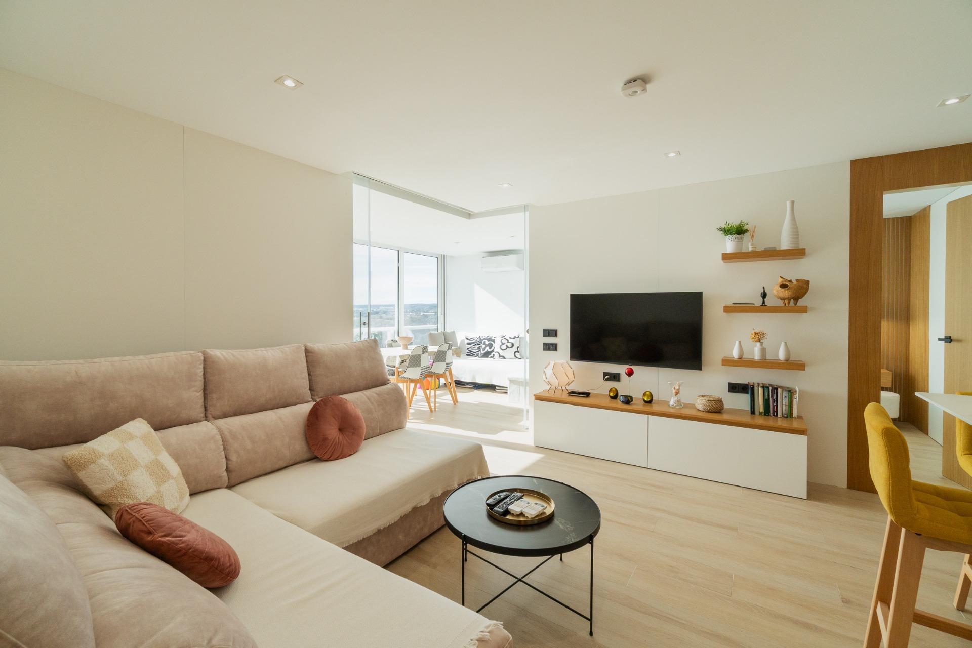 For sale - 3 Bedroom 1 Bathroom Flat in Guardamar del Segura - Puerto Deportivo  - Alicante