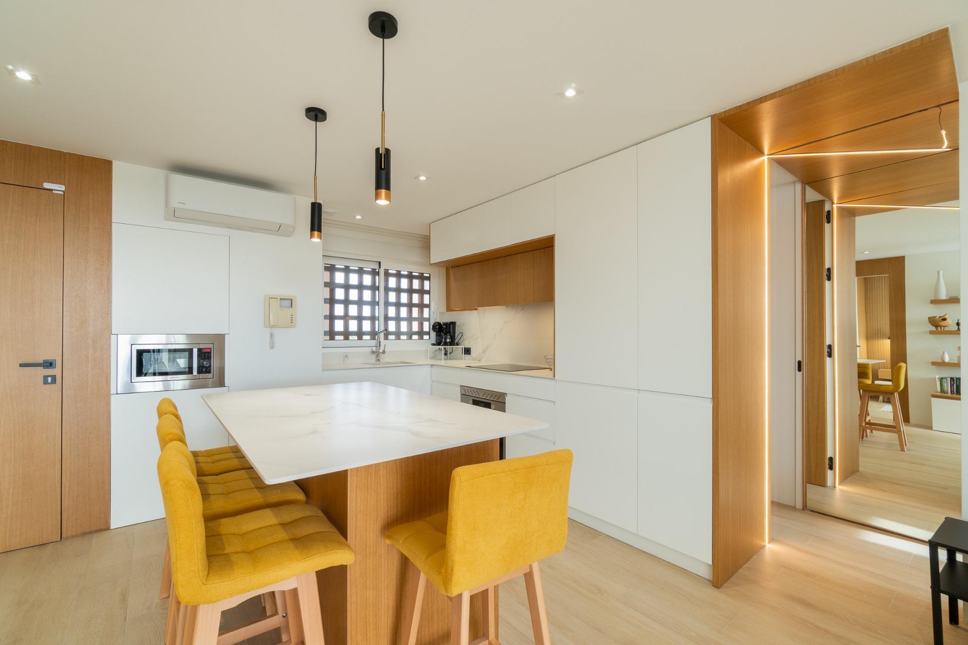 For sale - 3 Bedroom 1 Bathroom Flat in Guardamar del Segura - Puerto Deportivo  - Alicante