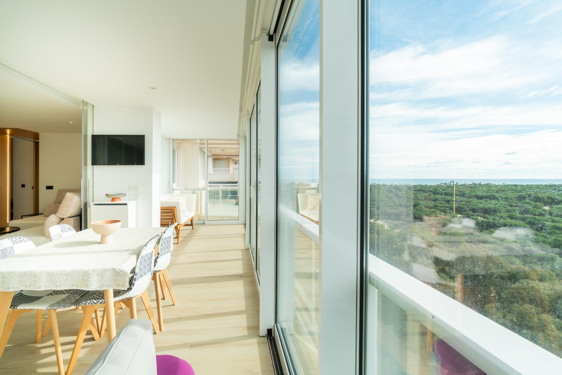 For sale - 3 Bedroom 1 Bathroom Apartment in Guardamar del Segura - Guardamar  - Alicante