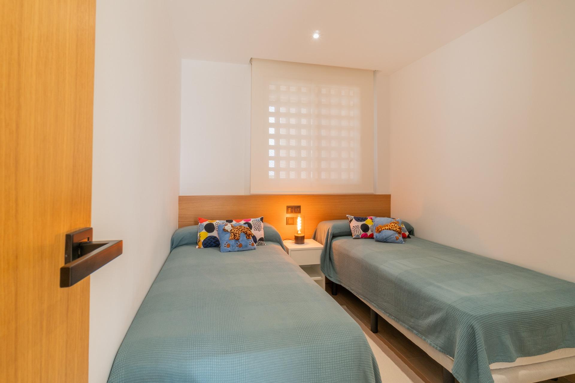 For sale - 3 Bedroom 1 Bathroom Apartment in Guardamar del Segura - Guardamar  - Alicante