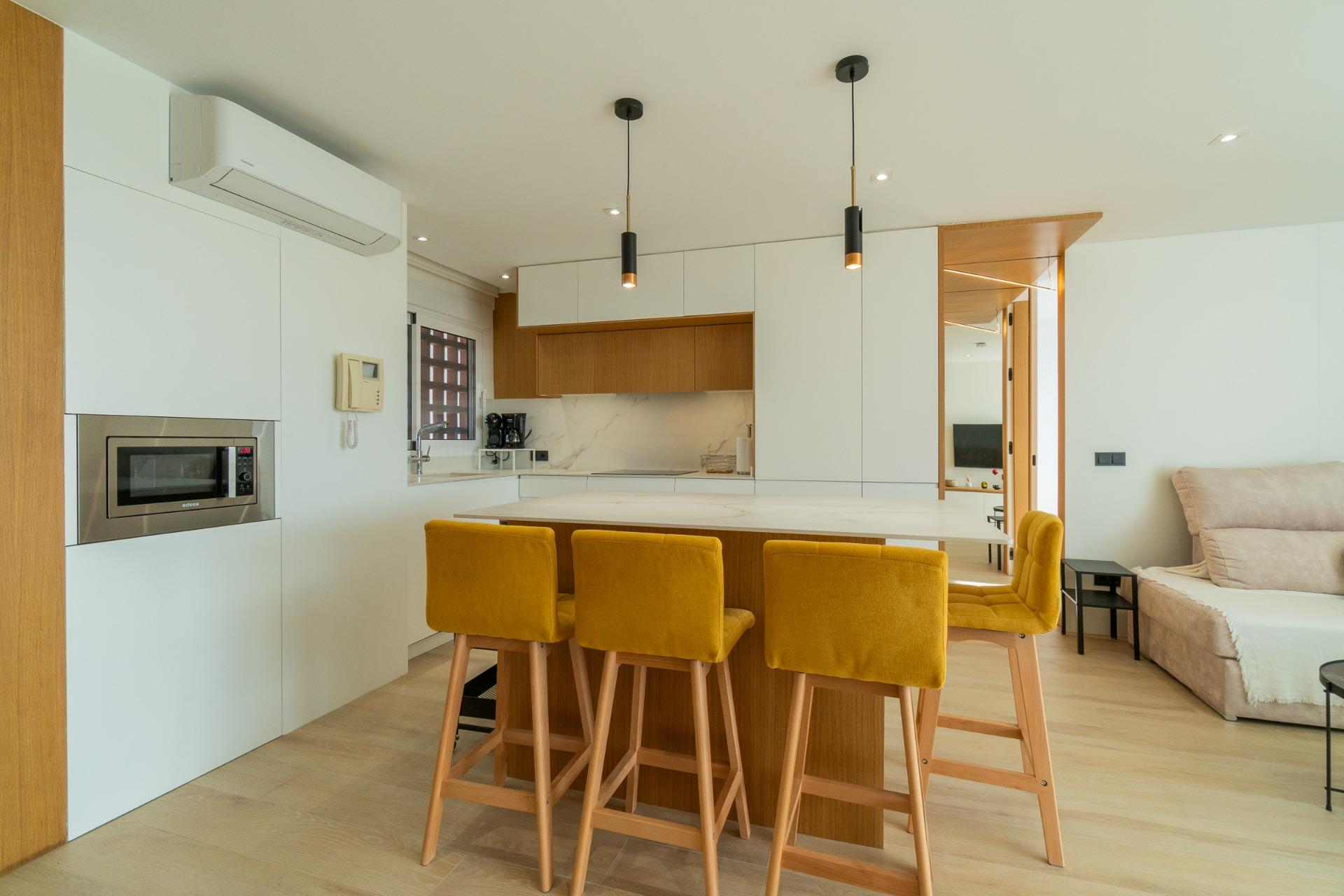 For sale - 3 Bedroom 1 Bathroom Apartment in Guardamar del Segura - Guardamar  - Alicante
