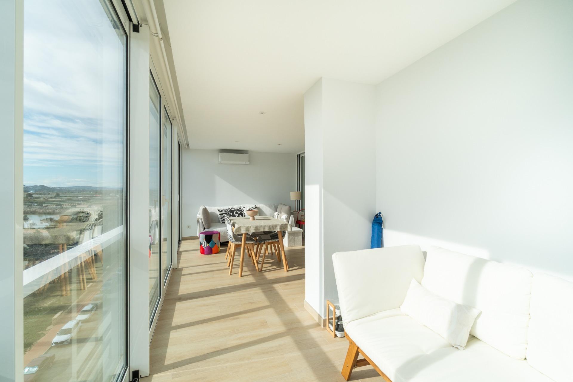 For sale - 3 Bedroom 1 Bathroom Apartment in Guardamar del Segura - Guardamar  - Alicante