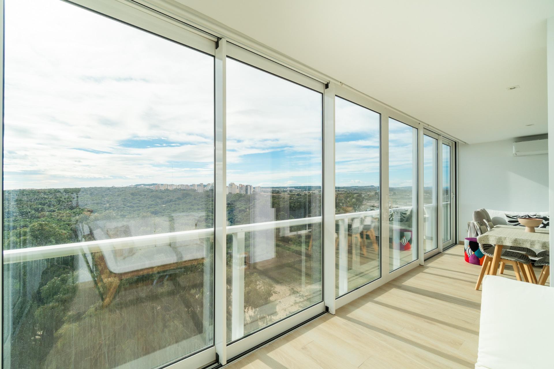 For sale - 3 Bedroom 1 Bathroom Apartment in Guardamar del Segura - Guardamar  - Alicante