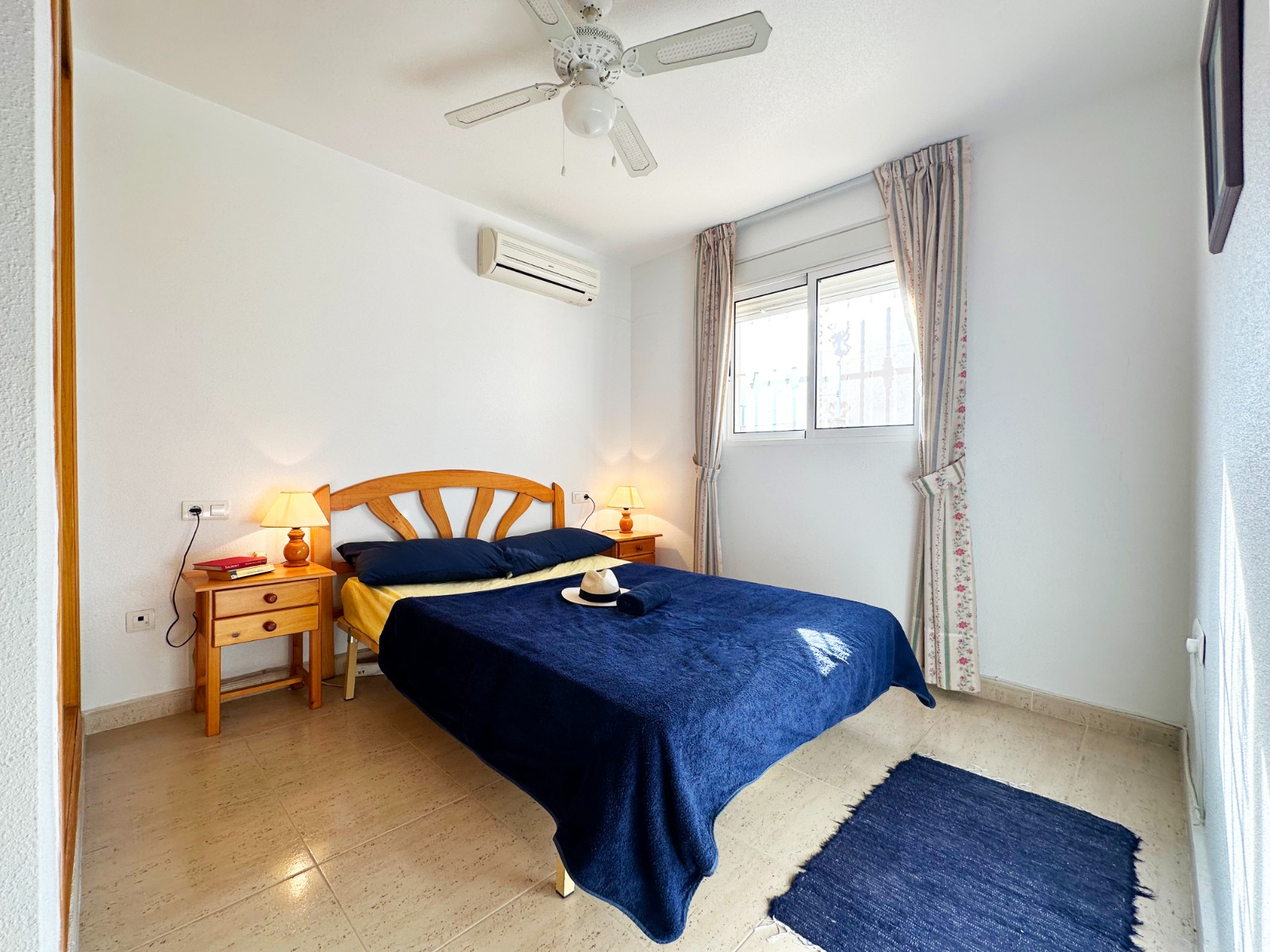 For sale - 2 Bedroom 1 Bathroom Penthouse in Villamartin - Las filipinas  - Alicante