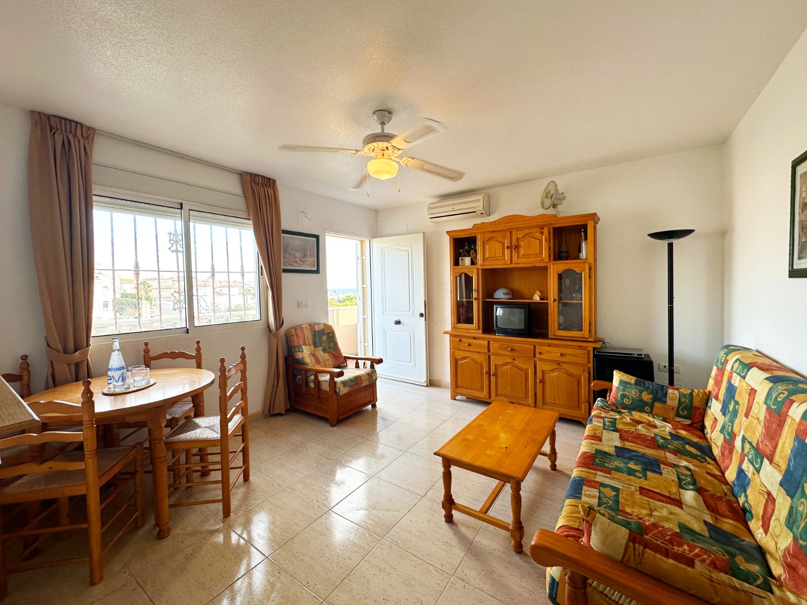 For sale - 2 Bedroom 1 Bathroom Penthouse in Villamartin - Las filipinas  - Alicante