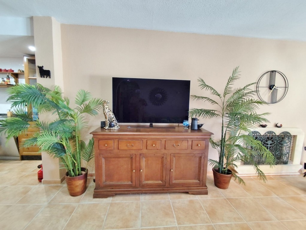 For sale - 4 Bedroom 3 Bathroom Villa in San Miguel de Salinas - San Miguel de Salinas  - Alicante