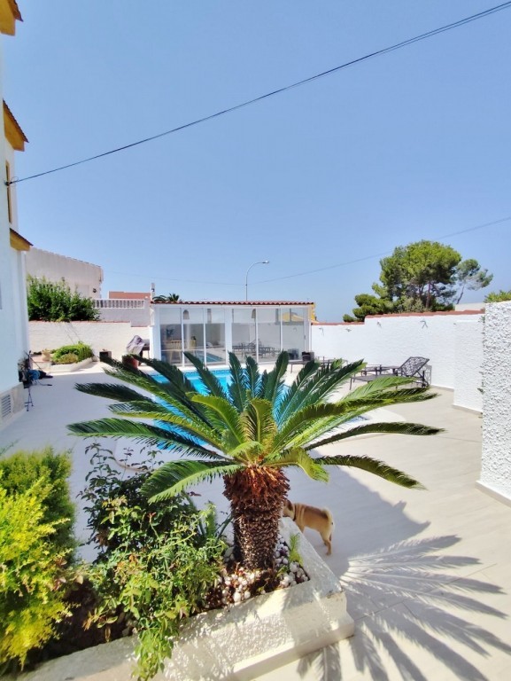 For sale - 4 Bedroom 3 Bathroom Villa in San Miguel de Salinas - San Miguel de Salinas  - Alicante