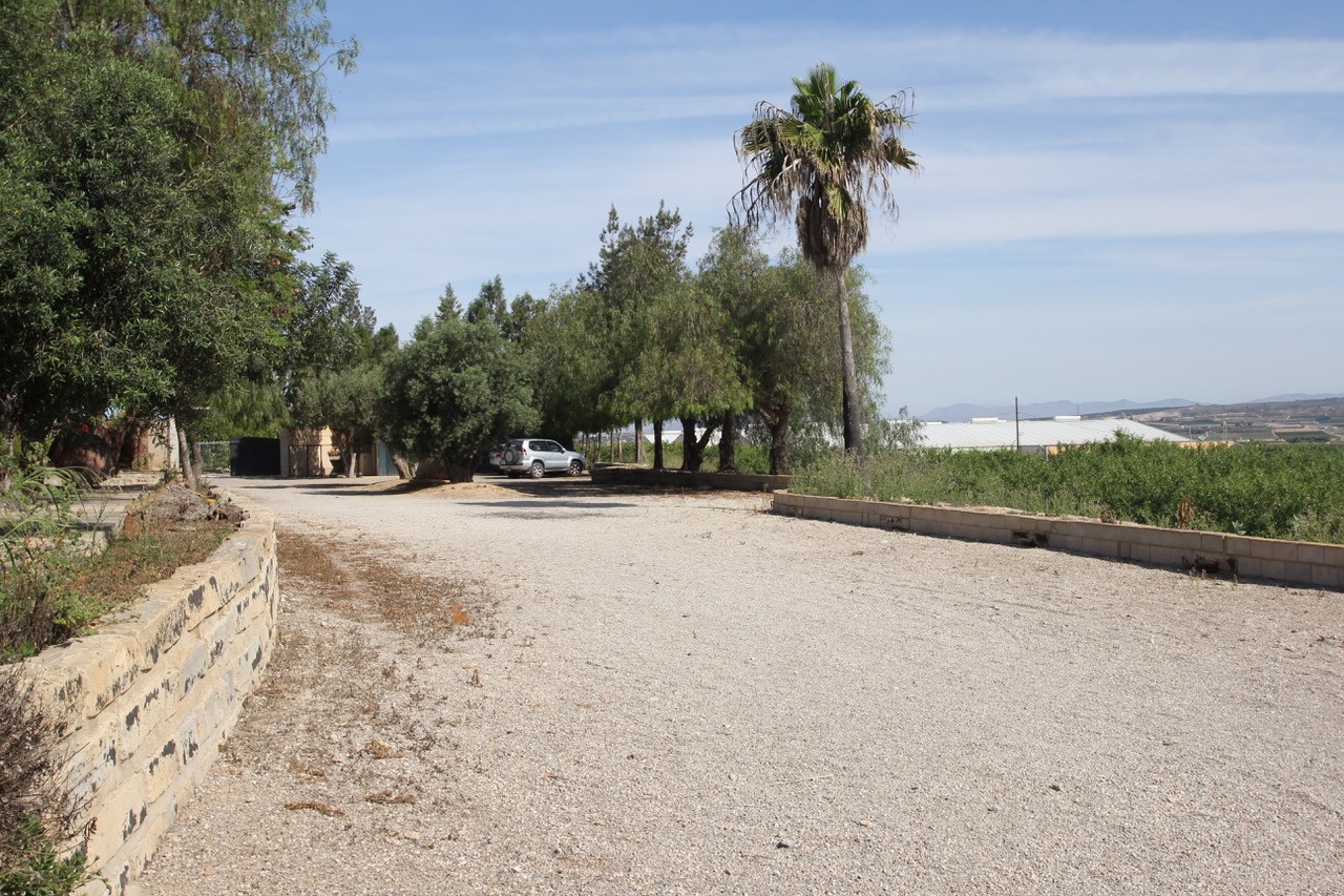 For sale - 4 Bedroom 2 Bathroom Villa in Close to Sucina - Fortuna  - Murcia