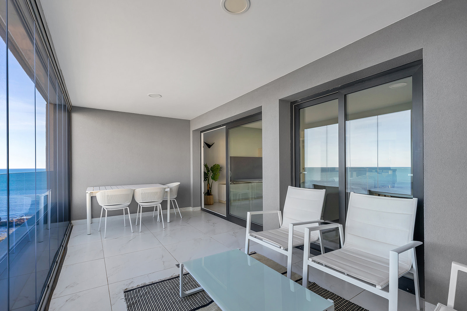 For sale - 2 Bedroom 2 Bathroom Apartment in Torrevieja - Punta Prima  - Alicante