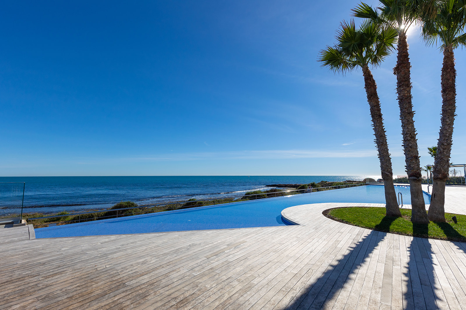 For sale - 2 Bedroom 2 Bathroom Apartment in Torrevieja - Punta Prima  - Alicante