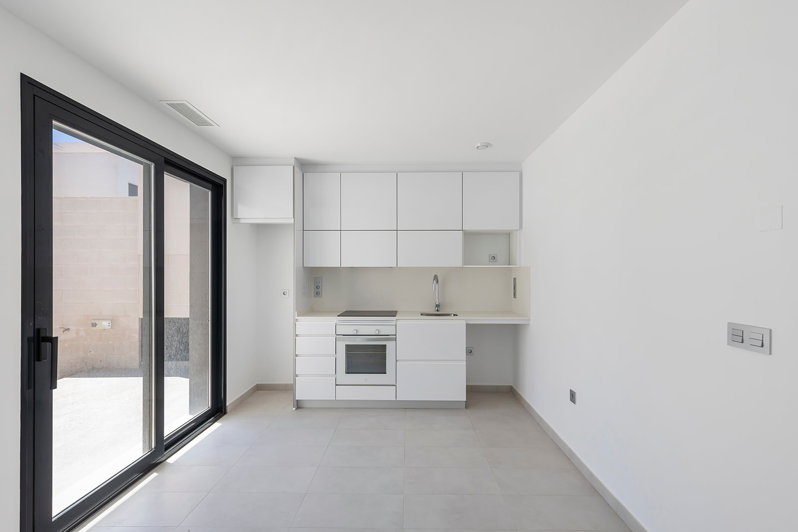 For sale - 3 Bedroom 2 Bathroom Villa in Villamartin - Orihuela Costa  - Alicante