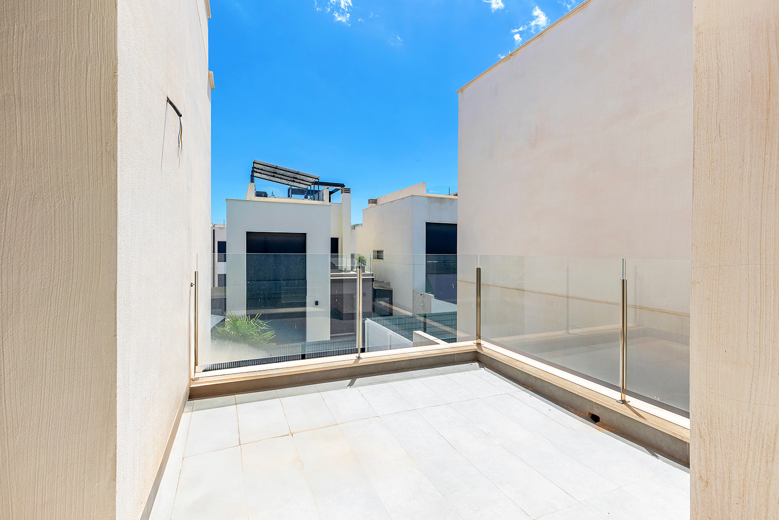 For sale - 3 Bedroom 2 Bathroom Villa in Villamartin - Orihuela Costa  - Alicante