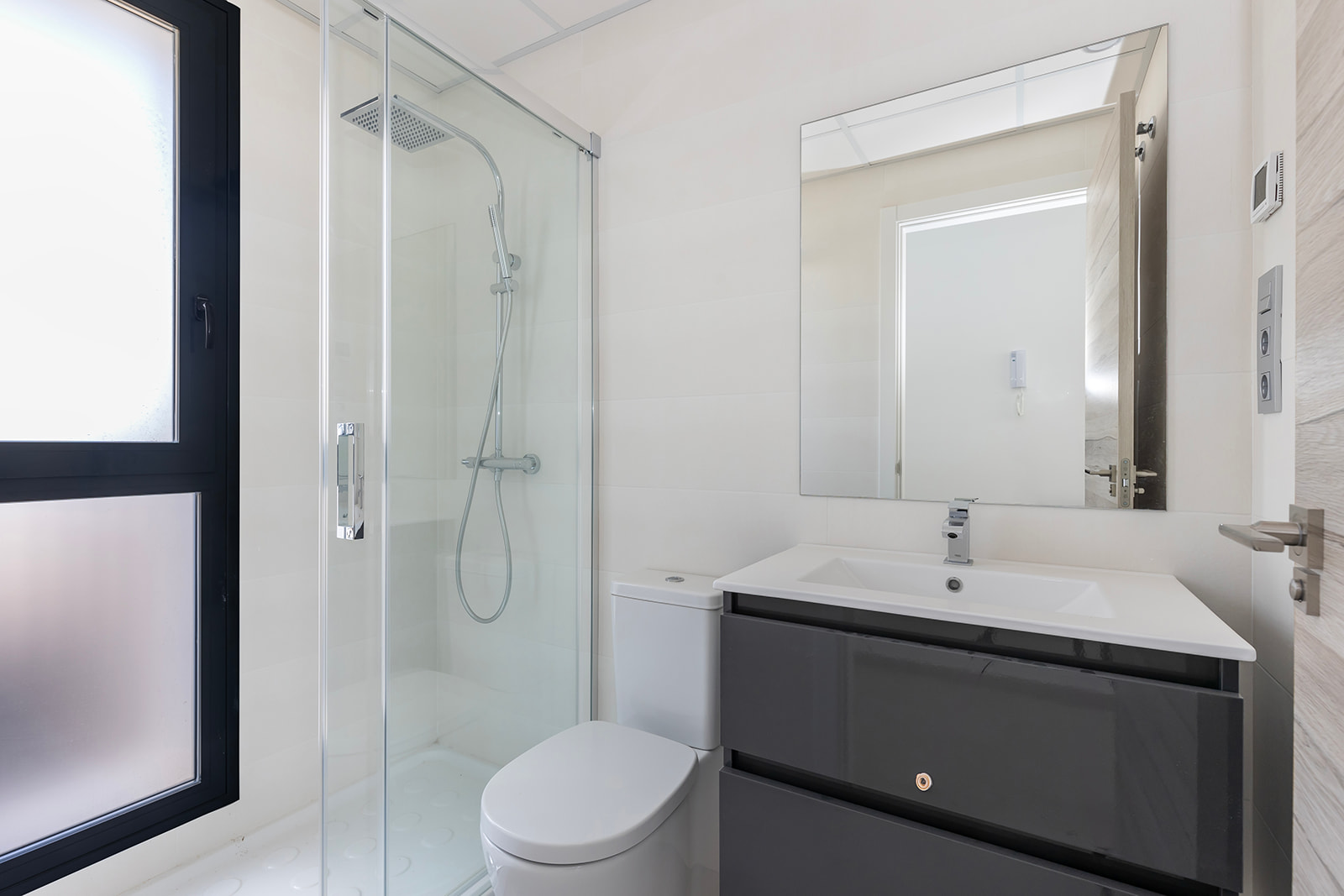 For sale - 3 Bedroom 2 Bathroom Villa in Villamartin - Orihuela Costa  - Alicante