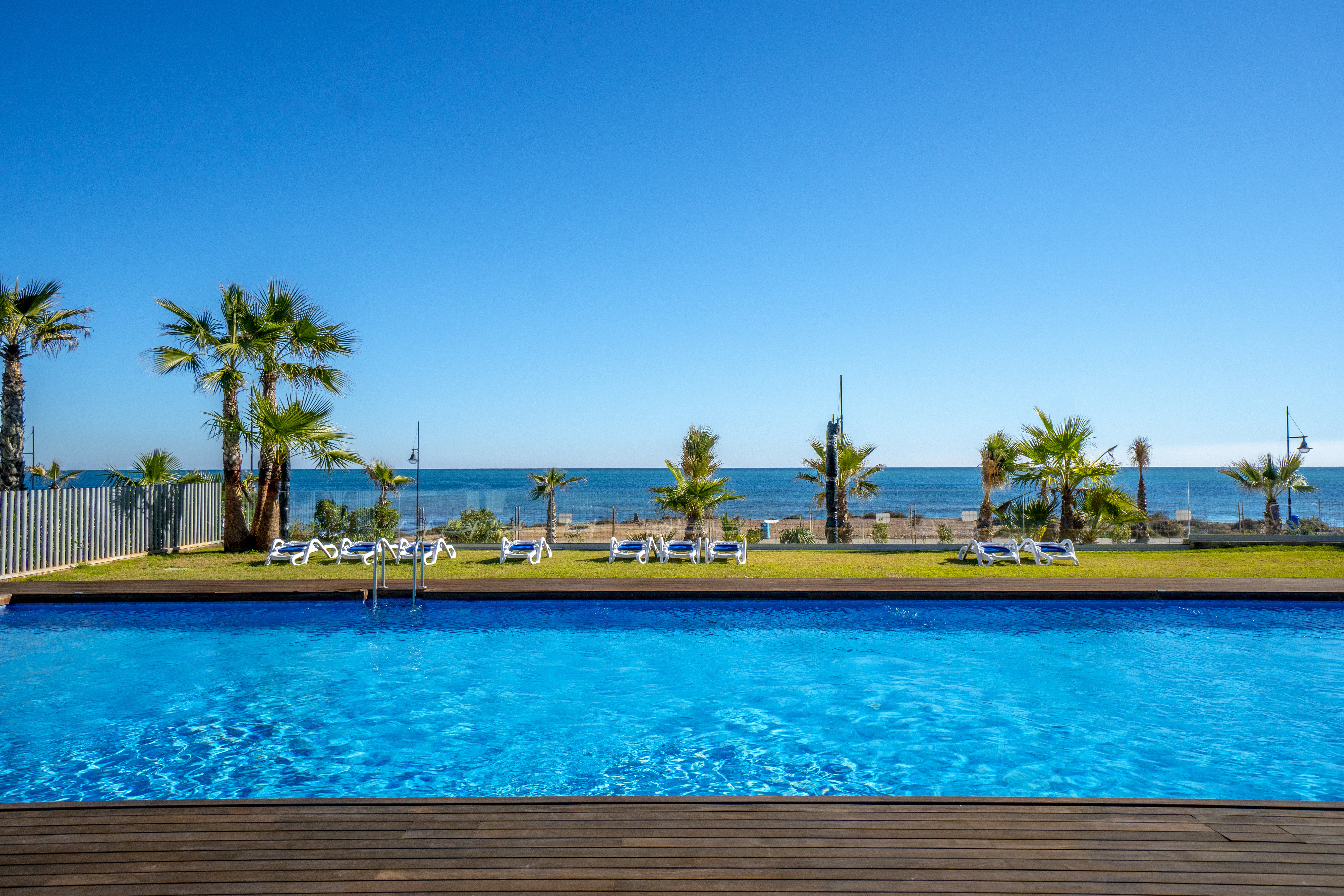 For sale - 3 Bedroom 2 Bathroom Penthouse in Torrevieja - Punta Prima  - Alicante
