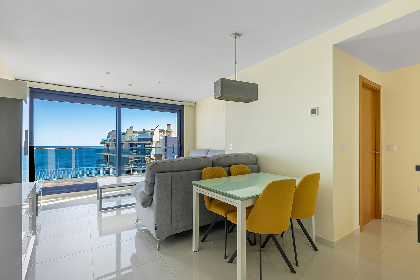 For sale - 2 Bedroom 2 Bathroom Penthouse in Torrevieja - Punta Prima  - Alicante
