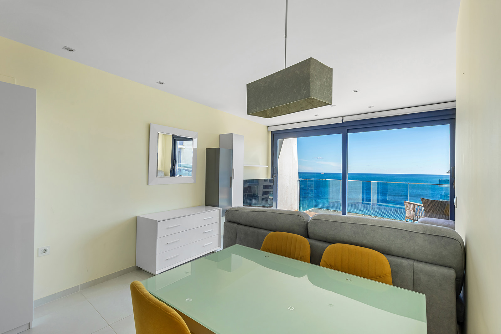 For sale - 2 Bedroom 2 Bathroom Penthouse in Torrevieja - Punta Prima  - Alicante