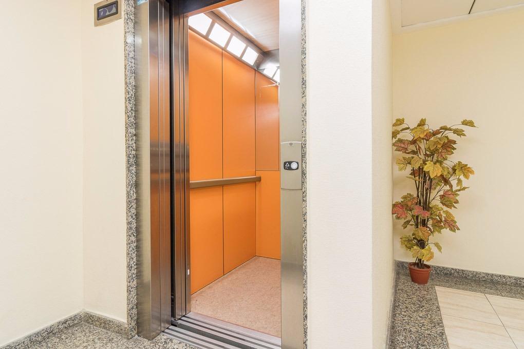 For sale - 2 Bedroom 1 Bathroom Apartment in Torrevieja - Centro  - Alicante