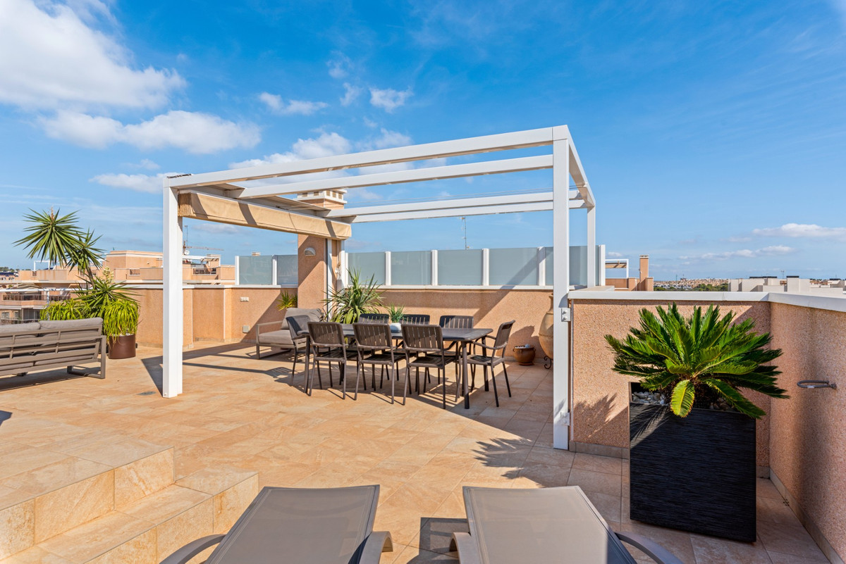 For sale - 3 Bedroom 2 Bathroom Apartment - Penthouse in Orihuela - Los Dolses  - Alicante
